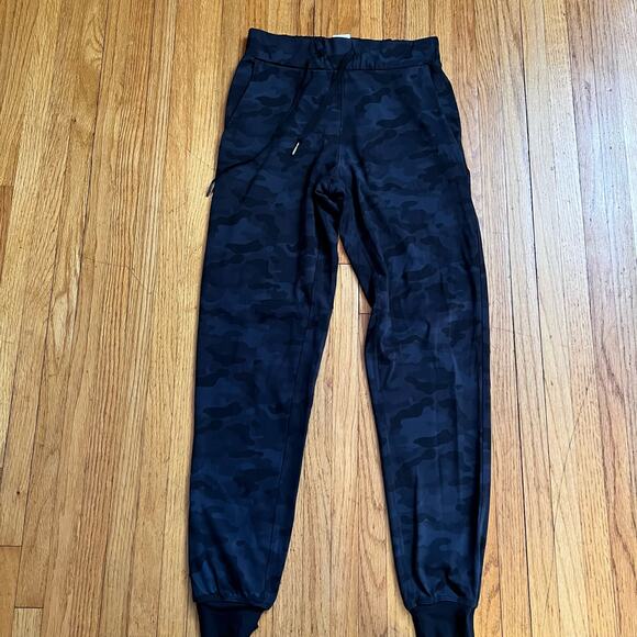 Zyia Pants Womens Small Camouflage Camo Jogger Performance Black - Picture 1 of 9